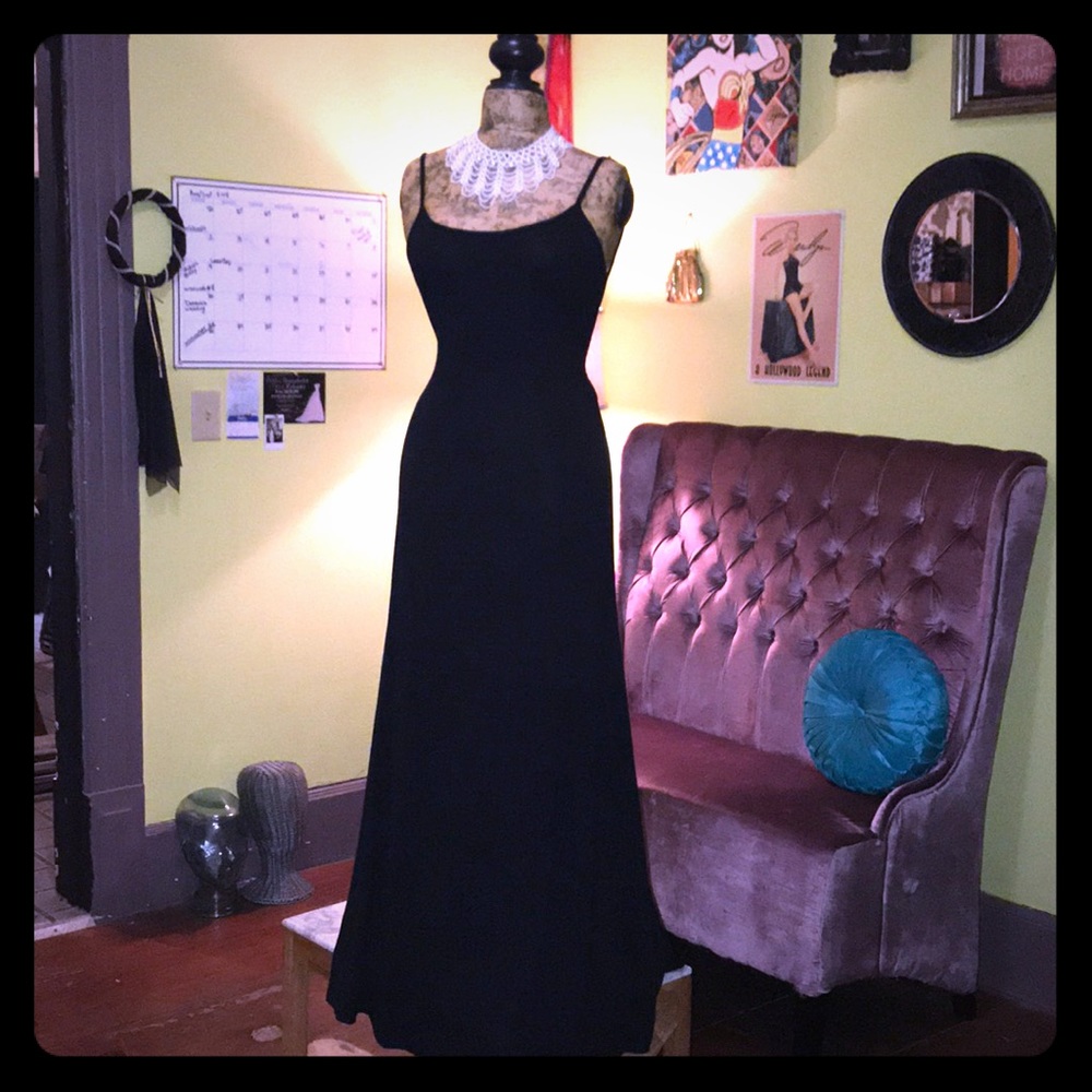 Black backless dress